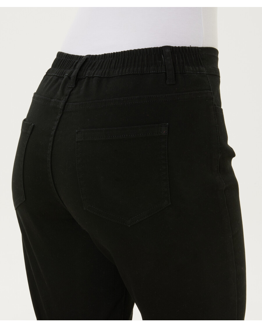 shorts-schwarz-1165715_1000_DB_M_EP_01.jpg
