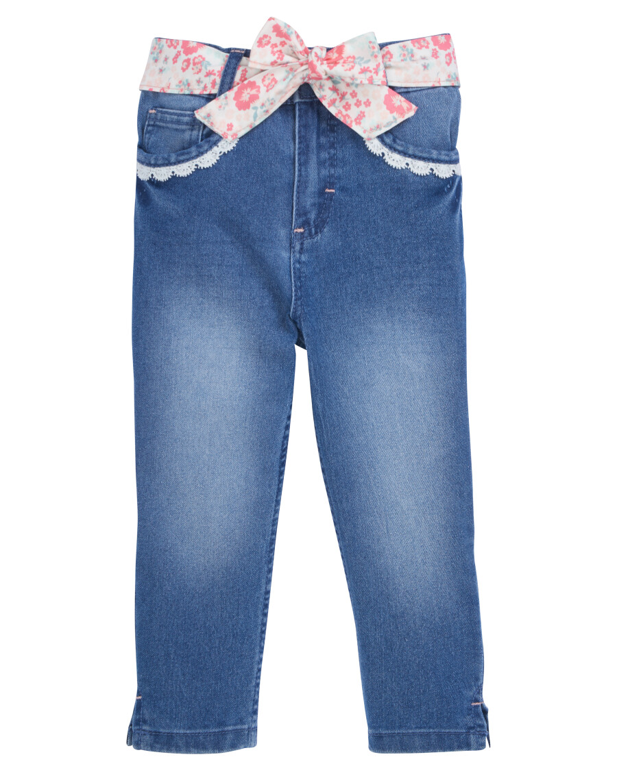 maedchen-jeans-jeansblau-hell-1166382_2101_HB_L_EP_01.jpg