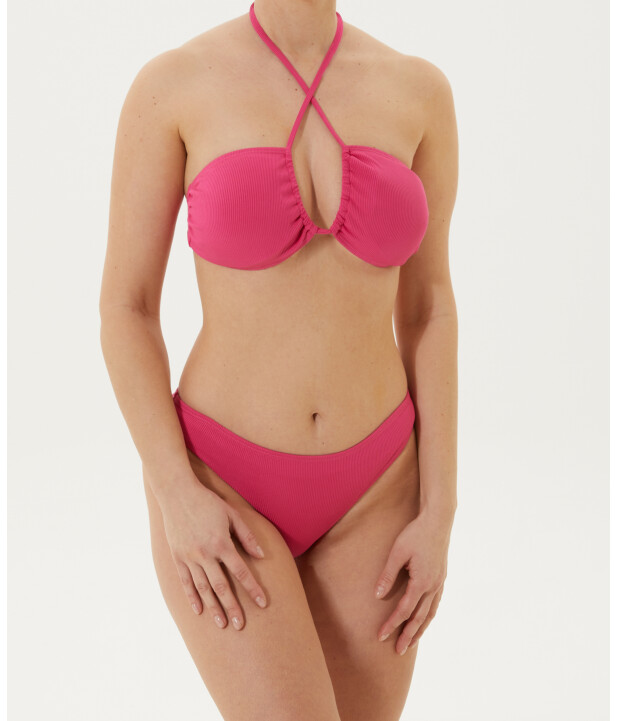 bikini-pink-1168612_1560_HB_M_EP_08.jpg