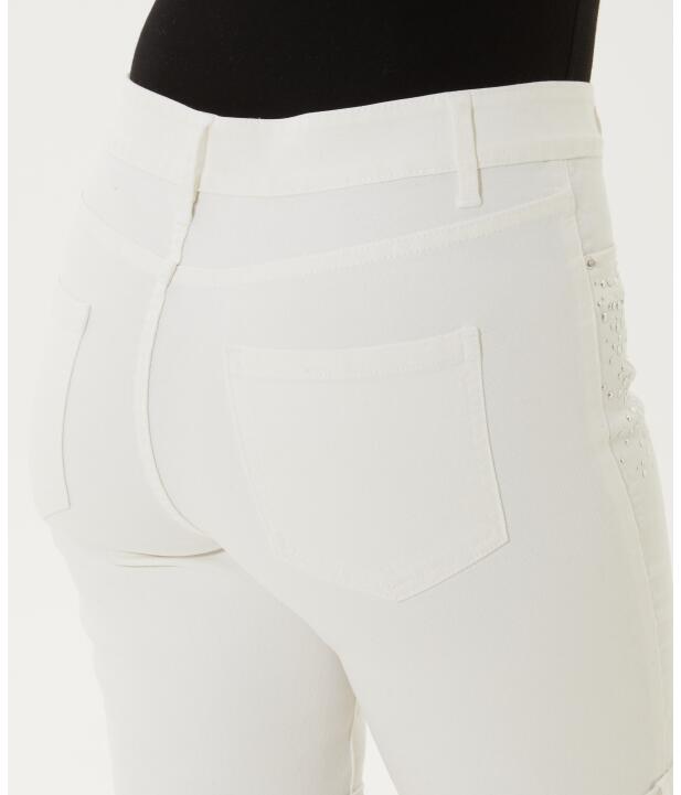 shorts-weiss-1169586_1200_DB_M_EP_01.jpg