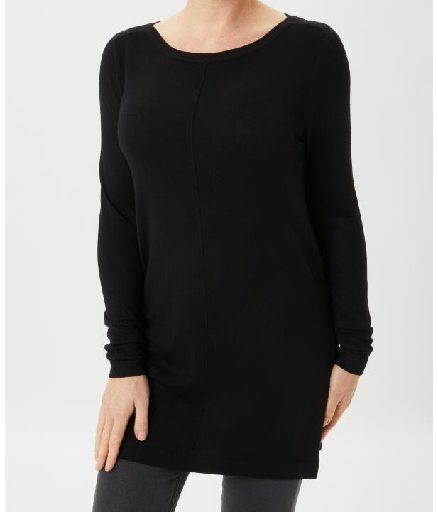 pullover-schwarz-1170222_1000_HB_M_EP_03.jpg