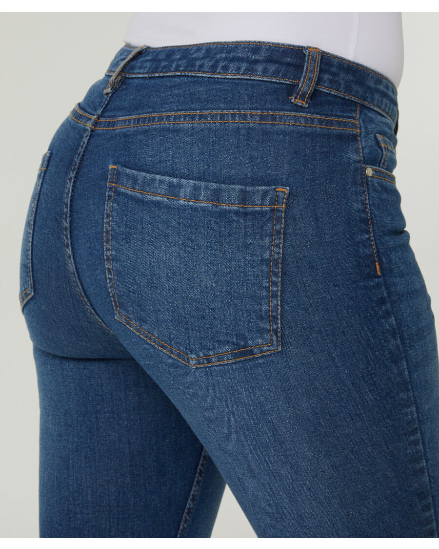 damen-jeans-jeansblau-1170460_2103_NB_L_KIK_03.jpg