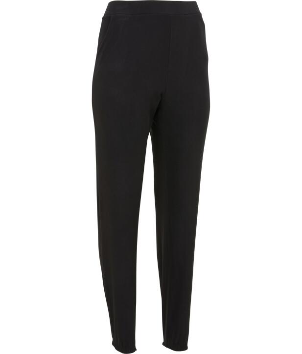 jogginghose-schwarz-1170920_1000_HB_B_EP_02.jpg