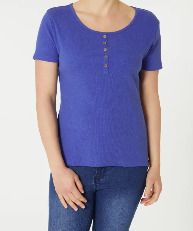 Geripptes T-Shirt