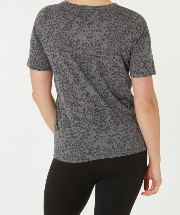 sport-shirt-mit-leopardenmuster-leopardendruck-1176553_5010_NB_M_EP_02.jpg