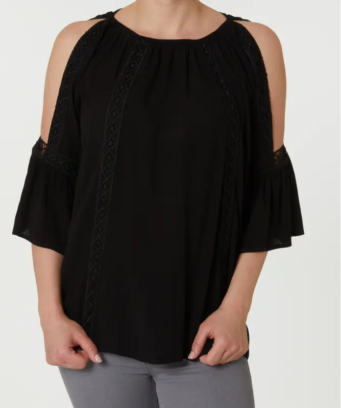Bluse mit Spitzendetails