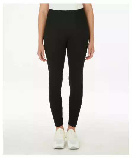 Czarne legginsy