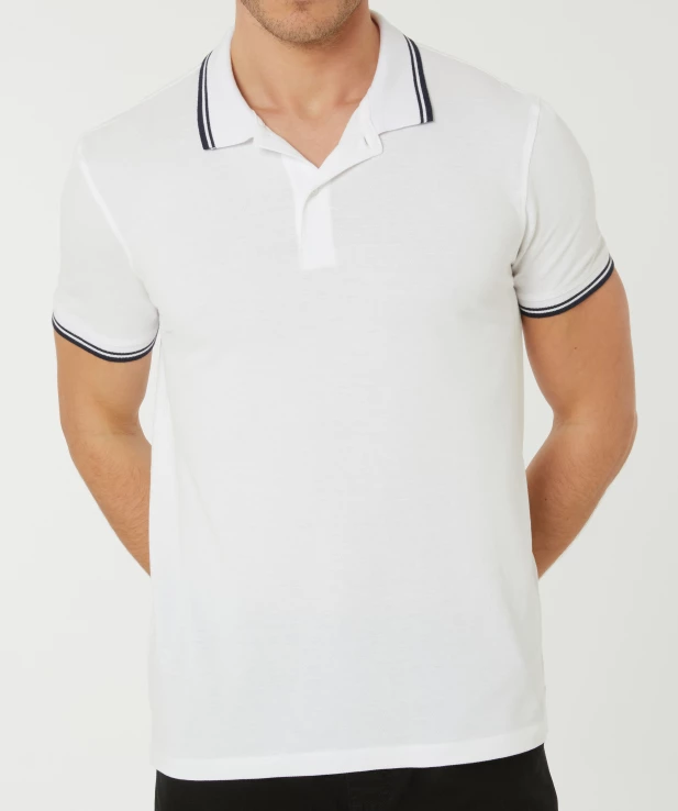 klassisches-poloshirt-weiss-117696812000_1200_HB_M_EP_01.jpg