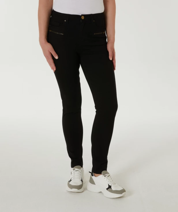 jeans-im-5-pocket-style-schwarz-1177004_1000_HB_M_EP_02.jpg