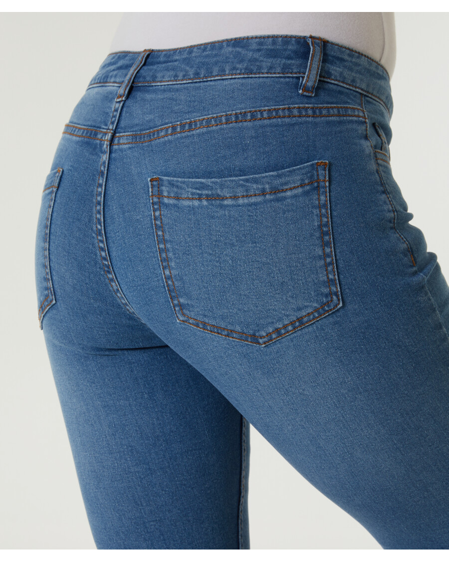 capri-jeans-jeansblau-hell-1177204_2101_DB_M_EP_01.jpg