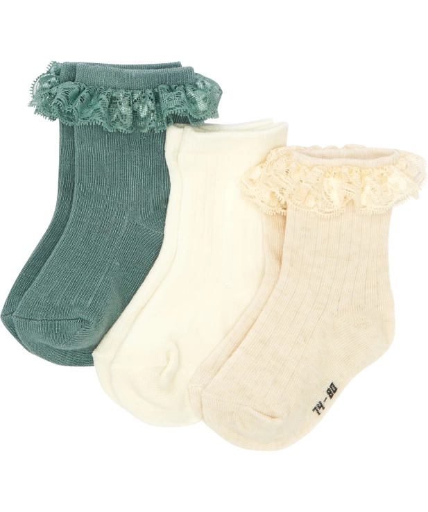 babys-socken-mit-spitze-gruen-1178520_1807_HB_L_EP_01.jpg