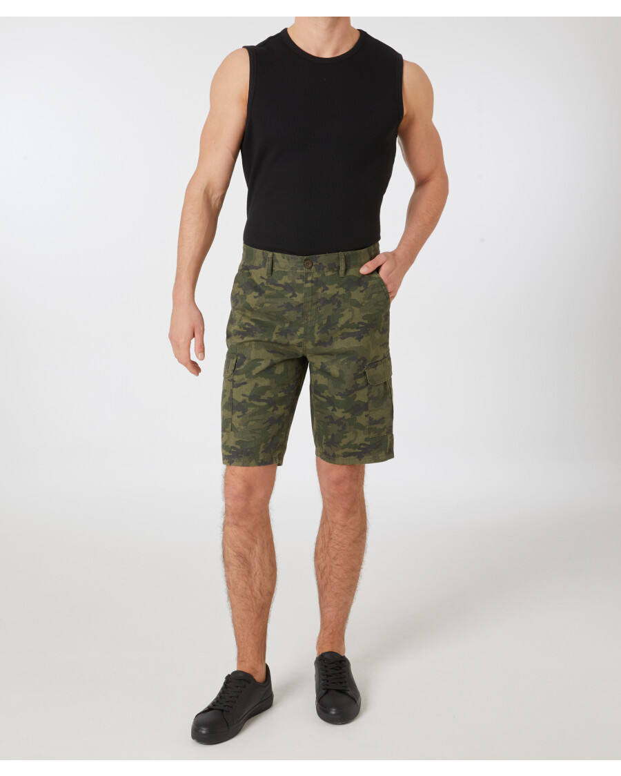 cargo-shorts-camouflage-khaki-bedruckt-118015418410_1841_HB_M_EP_01.jpg