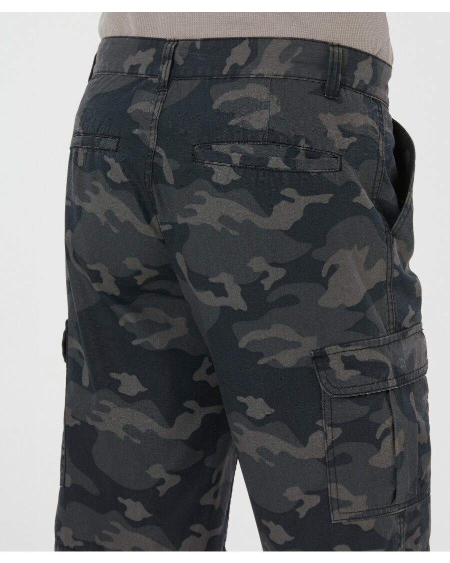 cargo-shorts-camouflage-grau-bedruckt-118015511120_1112_DB_M_EP_01.jpg