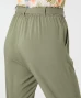 pull-on-hose-aus-viskose-khaki-118049318400_1840_DB_M_EP_01.jpg