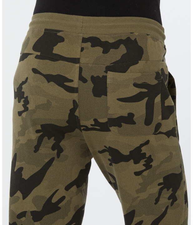 jogginghose-camouflage-khaki-bedruckt-118053918410_1841_DB_M_EP_01.jpg