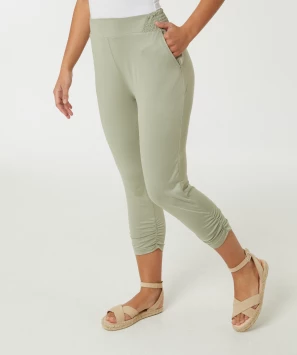 Hellgrüne Pull-on-Hose