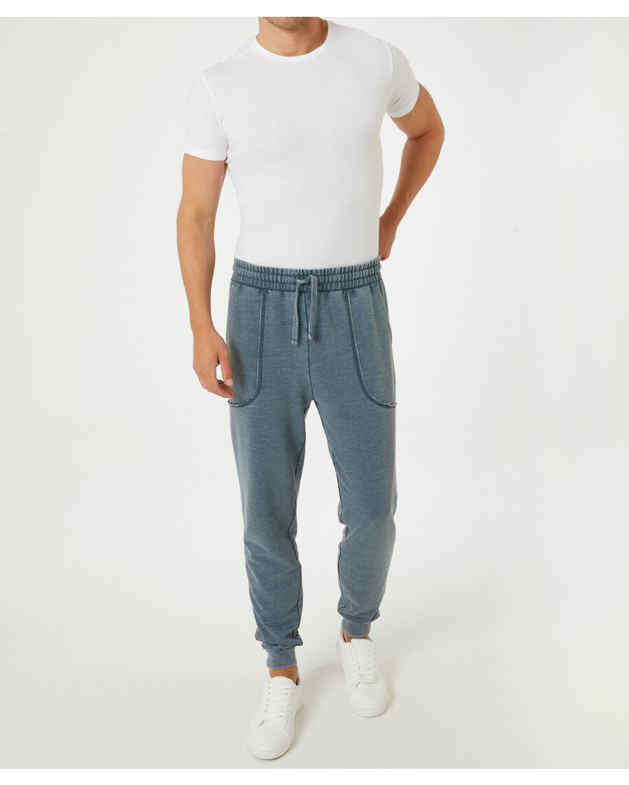 jogginghose-in-jeansblau-jeansblau-mittel-118065121030_2103_HB_M_EP_01.jpg