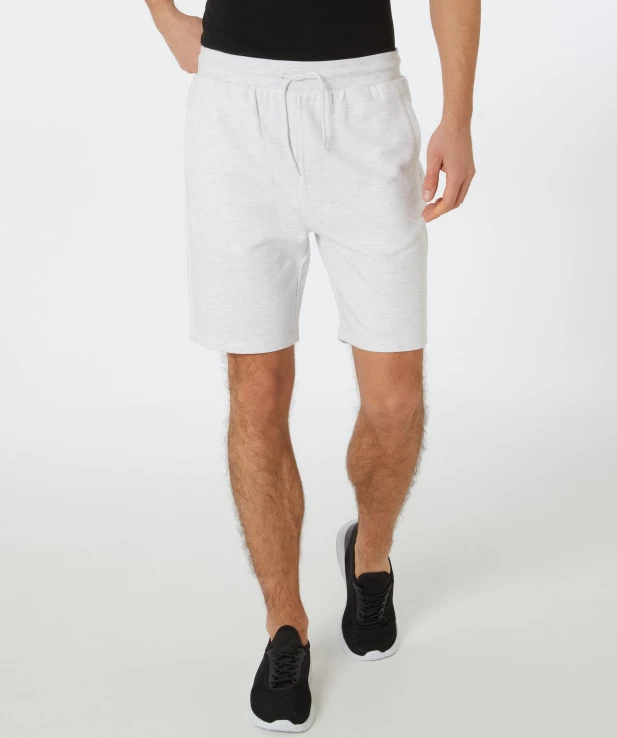 laessige-sweatshorts-offwhite-melange-118085312160_1216_HB_M_EP_01.jpg