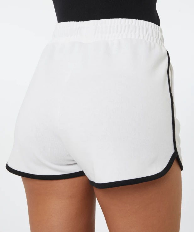 laessige-sport-shorts-weiss-118088212000_1200_DB_M_EP_01.jpg