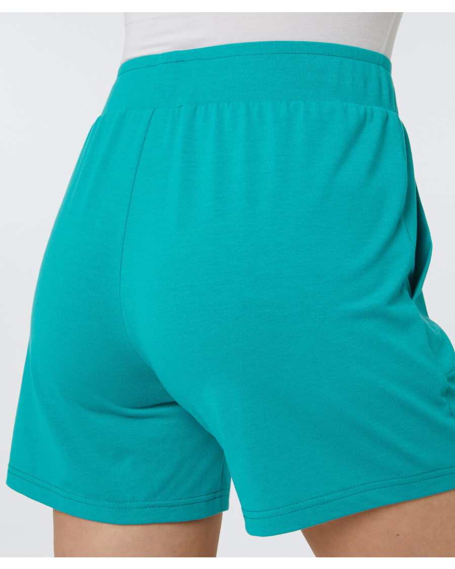 einfarbige-shorts-smaragdgruen-118092018320_1832_DB_M_EP_01.jpg