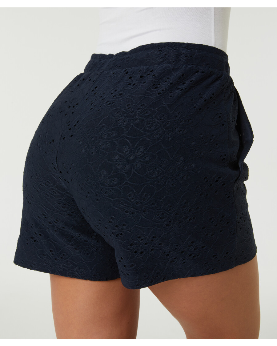 shorts-mit-lochspitze-dunkelblau-118092413140_1314_DB_M_EP_01.jpg
