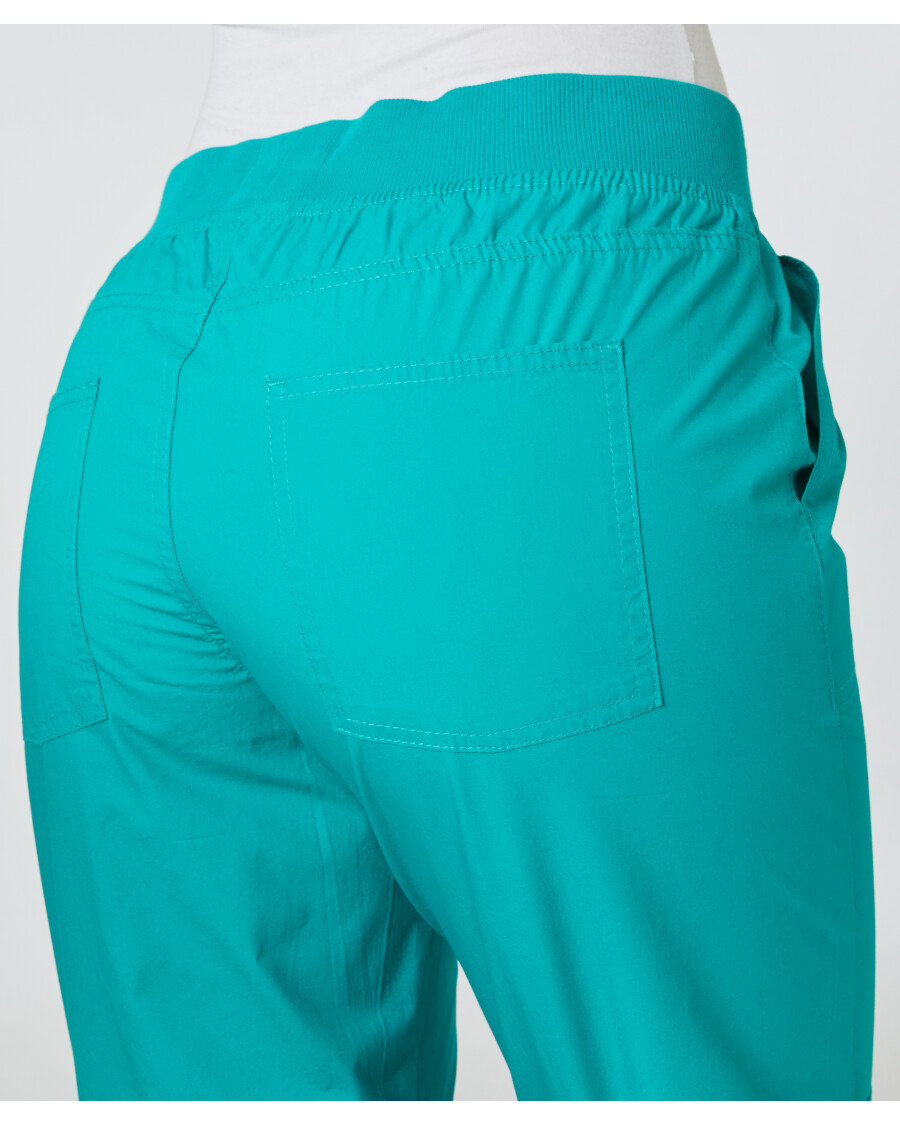 shorts-in-bermudalaenge-smaragdgruen-118094918320_1832_DB_M_EP_01.jpg