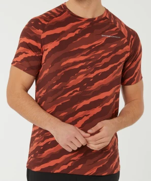 Rotes Sport-Shirt