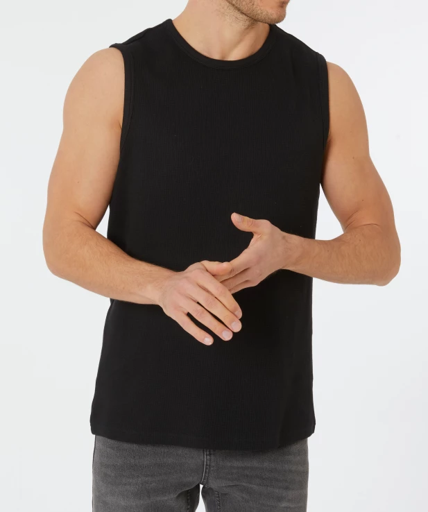 basic-tanktop-schwarz-118114910000_1000_HB_M_EP_01.jpg