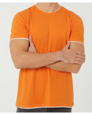 T-Shirt in Orange