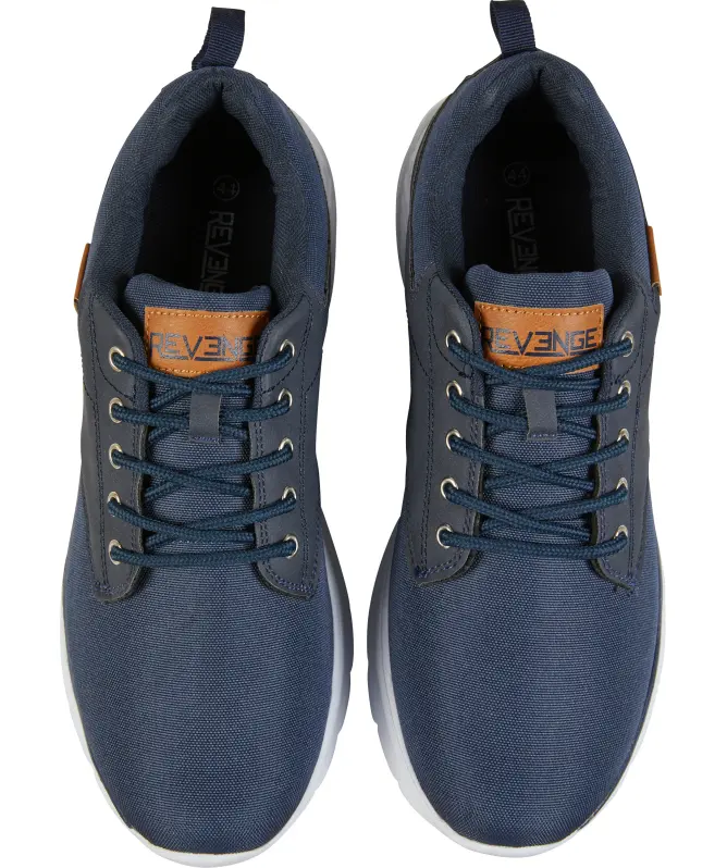 Sportliche Sneaker