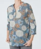 bluse-mit-blumen-blau-bedruckt-118287213120_1312_HB_M_EP_01.jpg