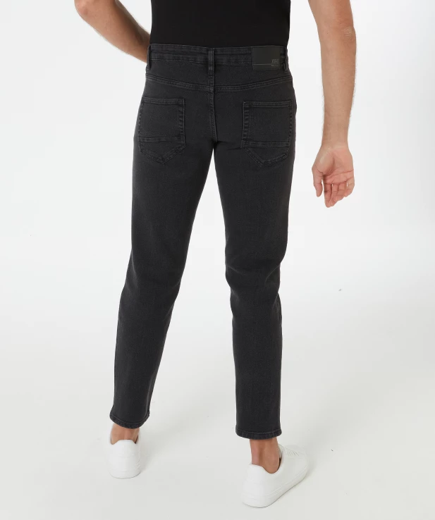 basic-jeans-30er-laenge-denim-black-118290781730_8173_NB_M_EP_01.jpg