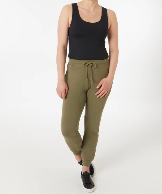 jogginghose-in-khaki-khaki-118334018400_1840_HB_M_EP_01.jpg