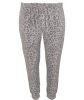 fleece-pyjama-mit-applikation-grau-118366011070_1107_NB_B_EP_01.jpg