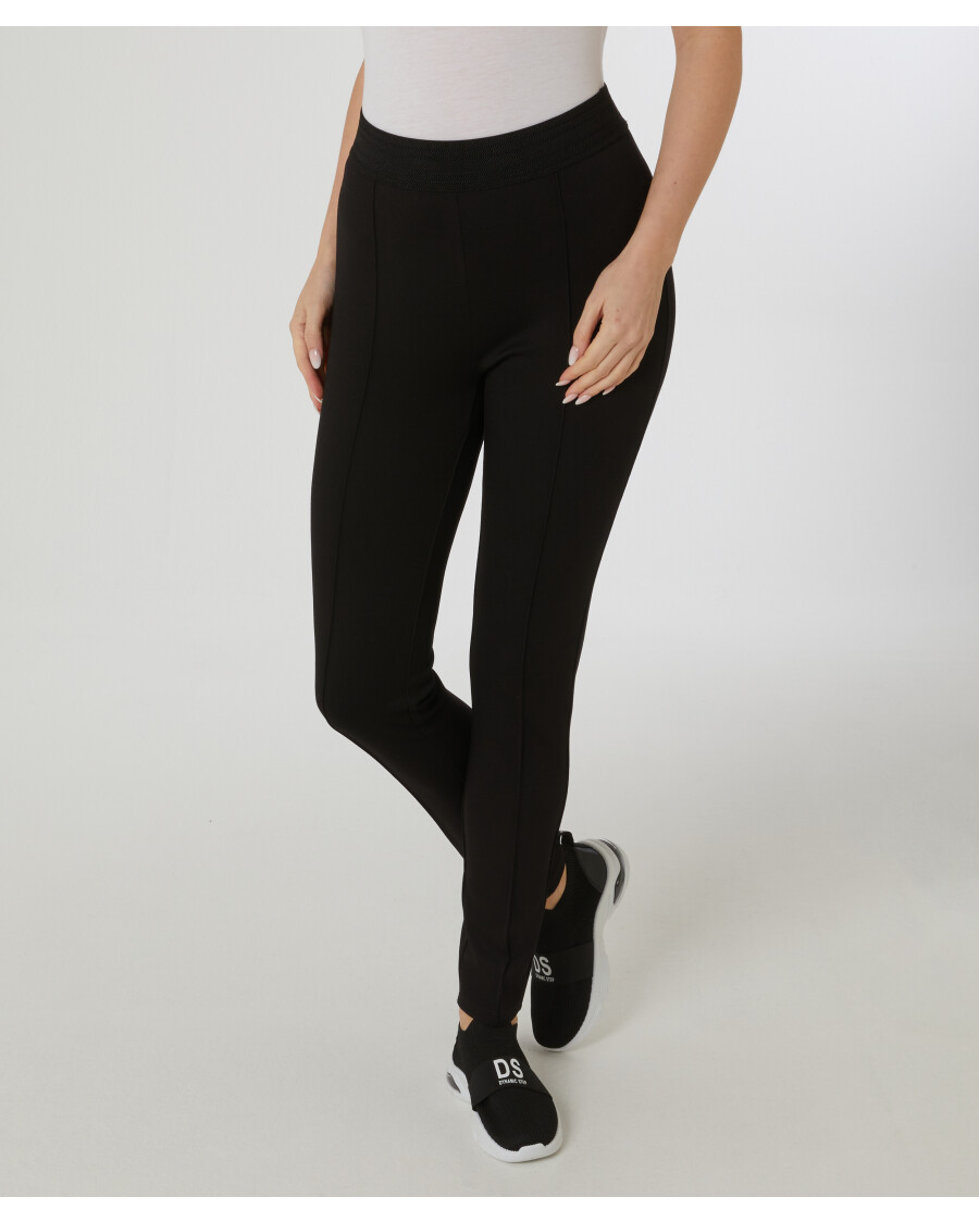 schwarze-treggings-schwarz-118381610000_1000_HB_M_EP_01.jpg