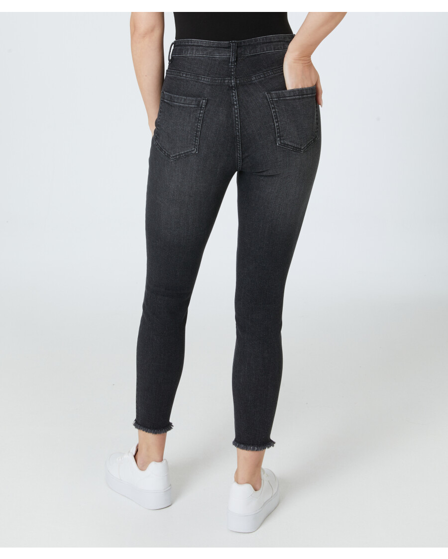 knoechellange-jeans-denim-black-118408481730_8173_NB_M_EP_01.jpg