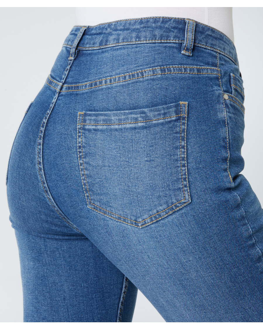 knoechellange-jeans-jeansblau-mittel-118408921030_2103_DB_M_EP_01.jpg