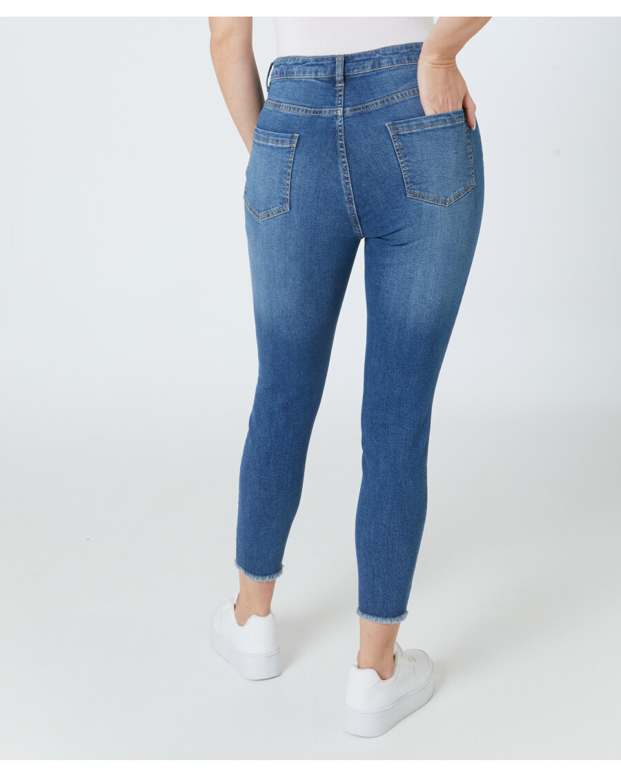 knoechellange-jeans-jeansblau-mittel-118408921030_2103_NB_M_EP_01.jpg