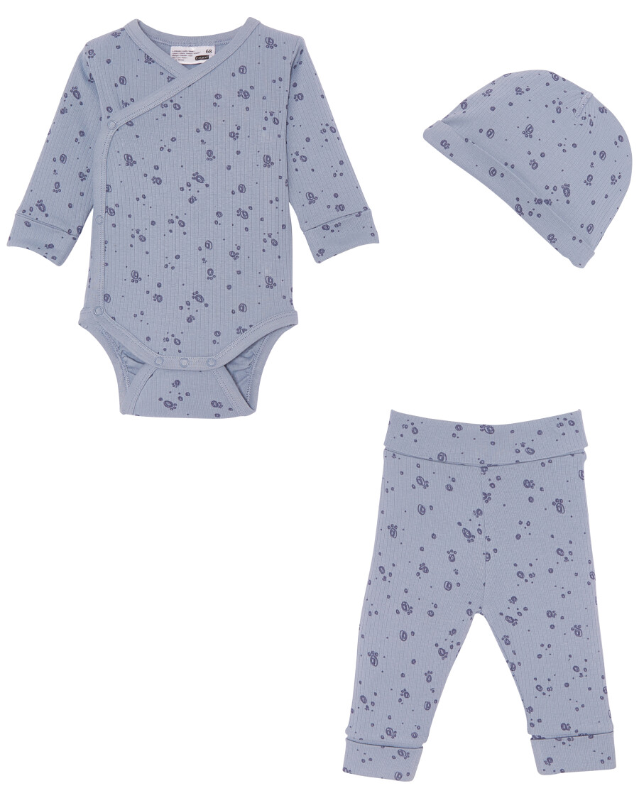 babys-newborn-muetze-wickelbody-hose-hellblau-118427513000_1300_HB_L_EP_01.jpg