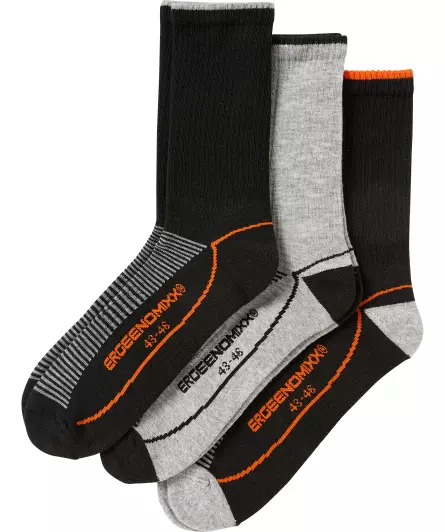 Sportsocken mit Streifen