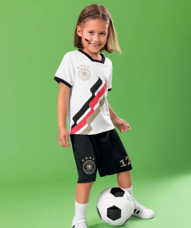 jungen-maedchen-dfb-kid-s-set-t-shirt-shorts-weiss-schwarz-118550212650_1265_HB_M_KIK_01.jpg