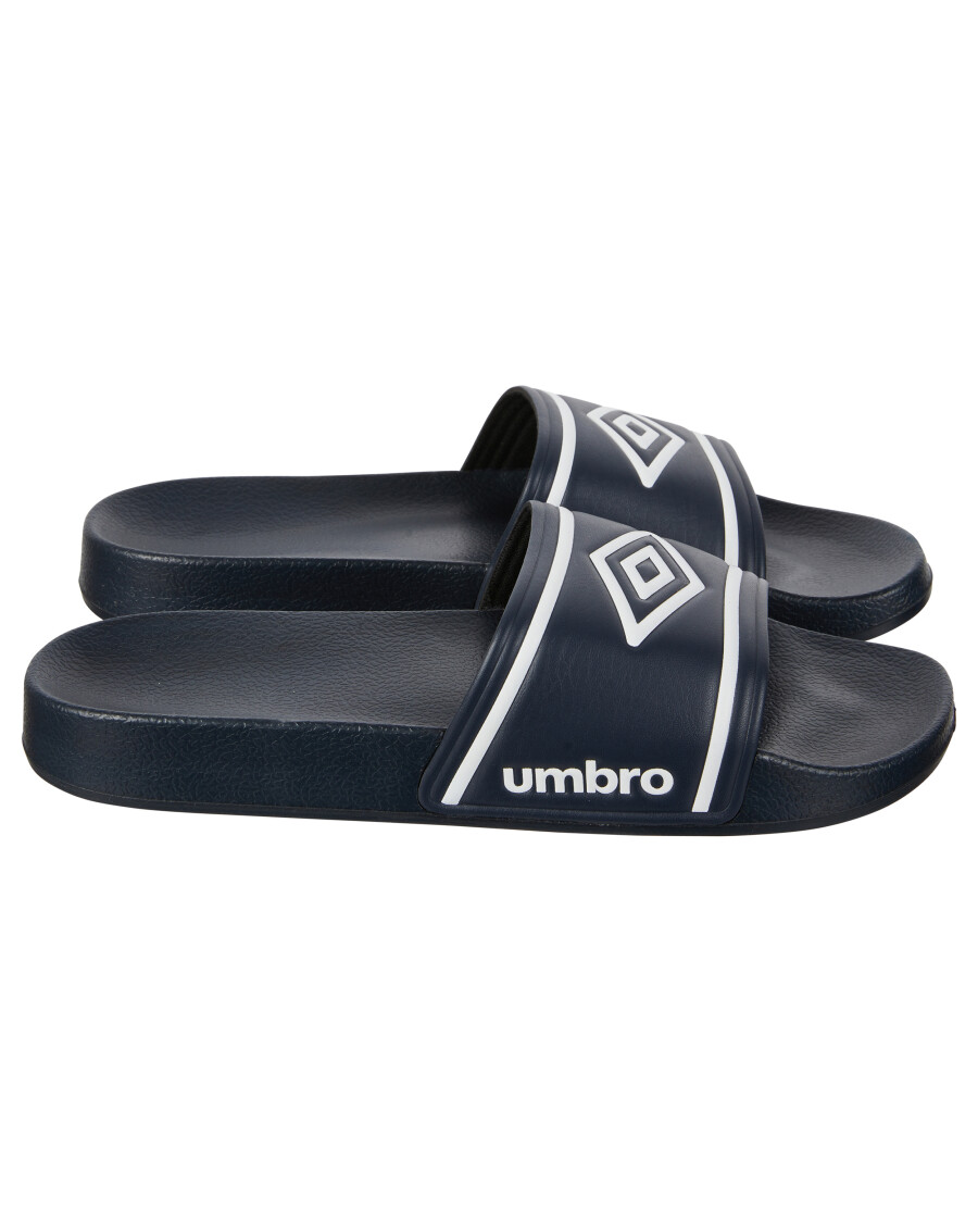 umbro-badelatschen-dunkelblau-118606413140_1314_HB_H_EP_01.jpg