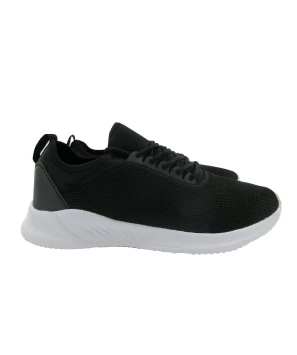 Schwarze Sneaker