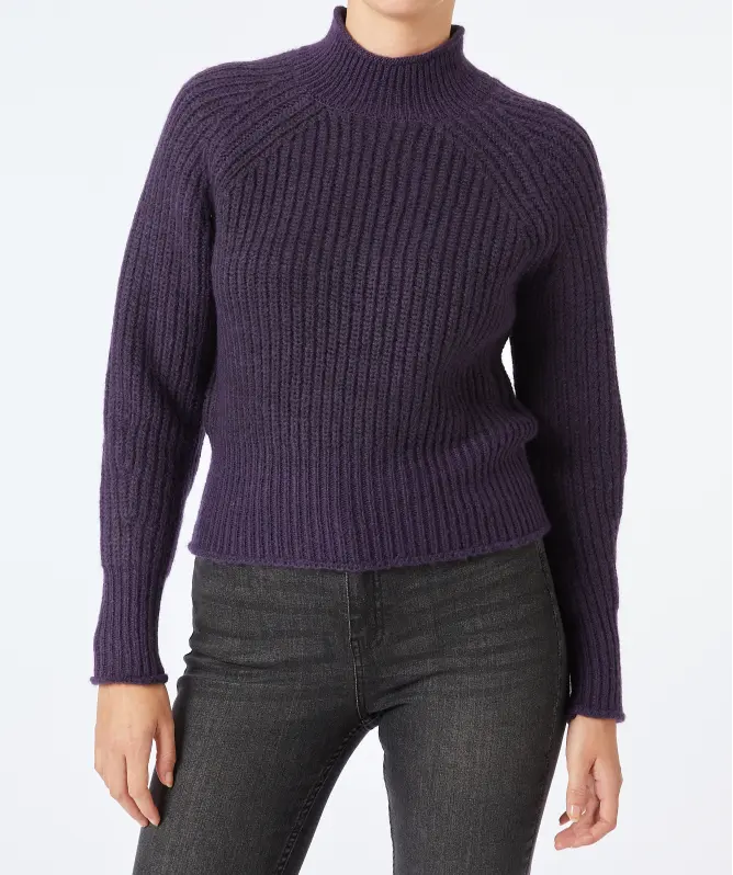 Sweter z dzianiny w kolorze ciemnofioletowym