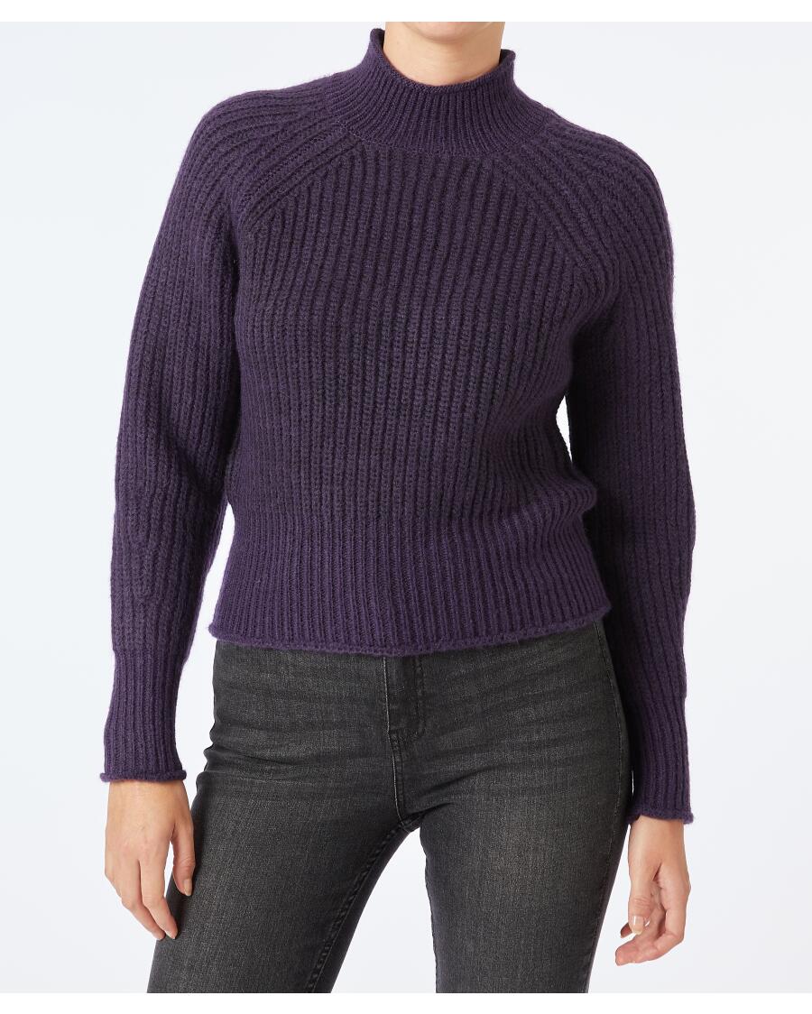 Strickpullover in Dunkellila dunkellila