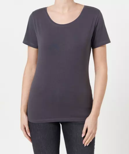 Basic T-Shirt