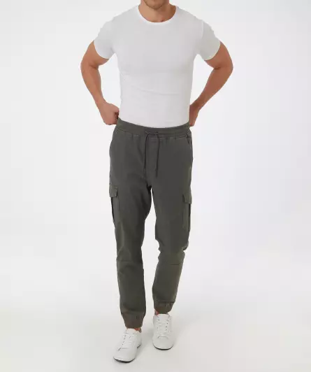Graue Cargohose