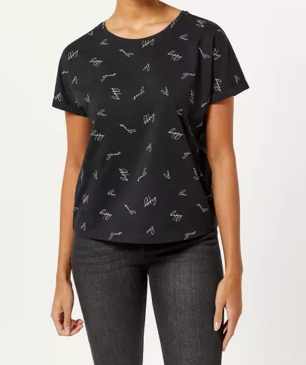 T-shirt met letters
