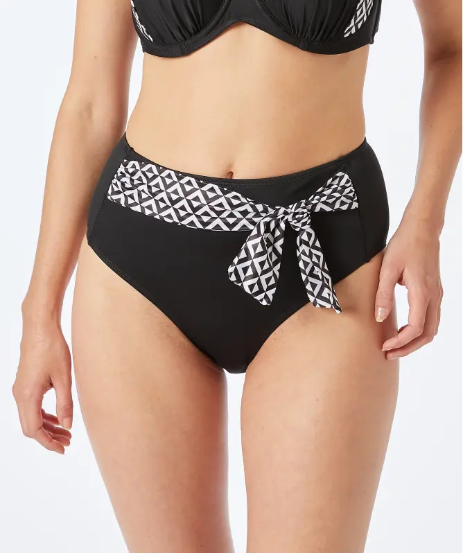 Majtki od bikini z wysokim stanem
