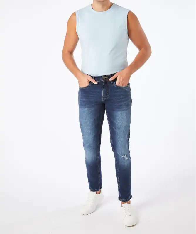 Jeansy destroyed effects